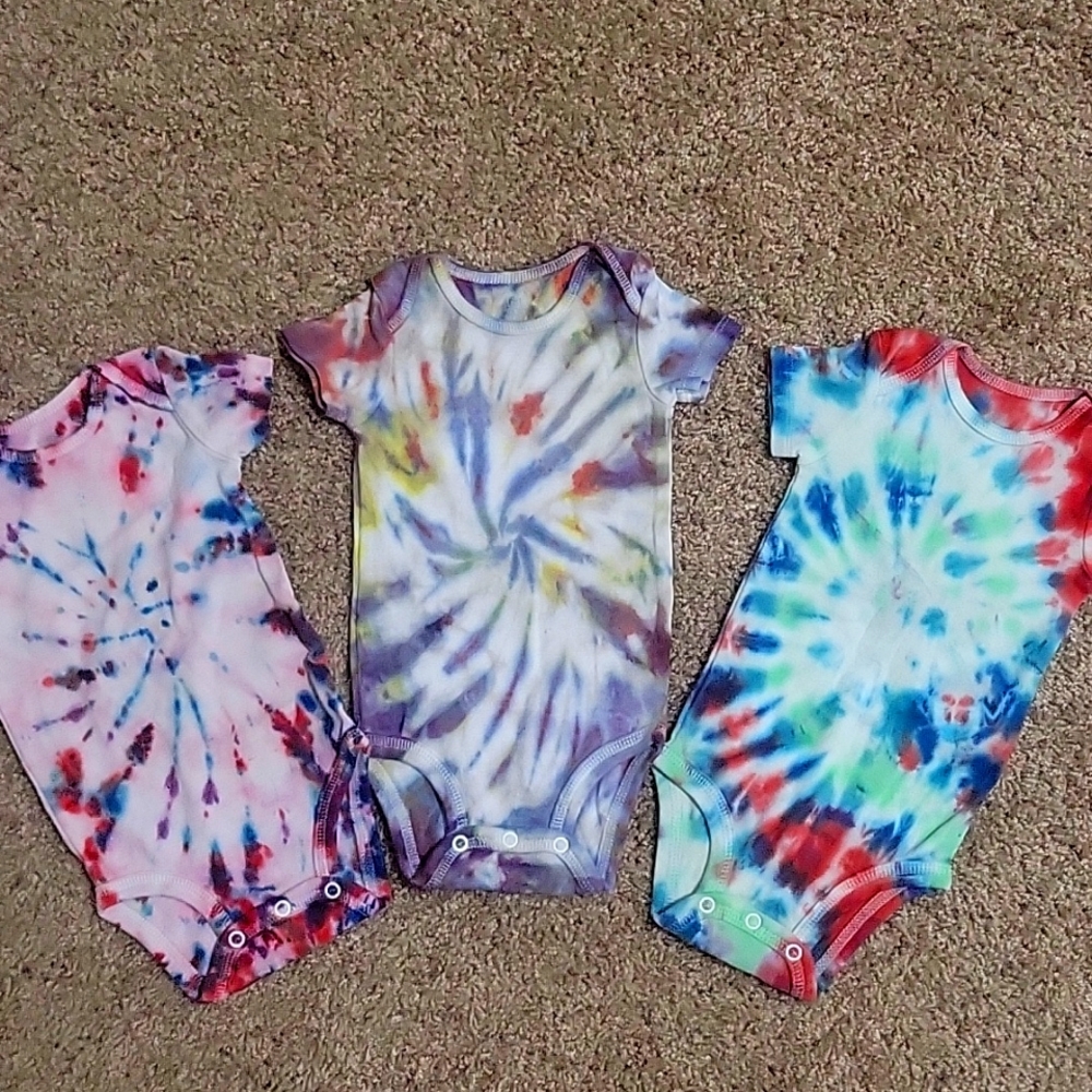 Set of 3 tiedyed 6 month onsies short sleeve Carters brand Hand dyed